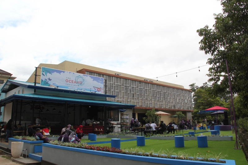 Kembangkan Kawasan Eduwisata di Kampus, FIPK Unpad Hadirkan Cafe and Resto Oceano