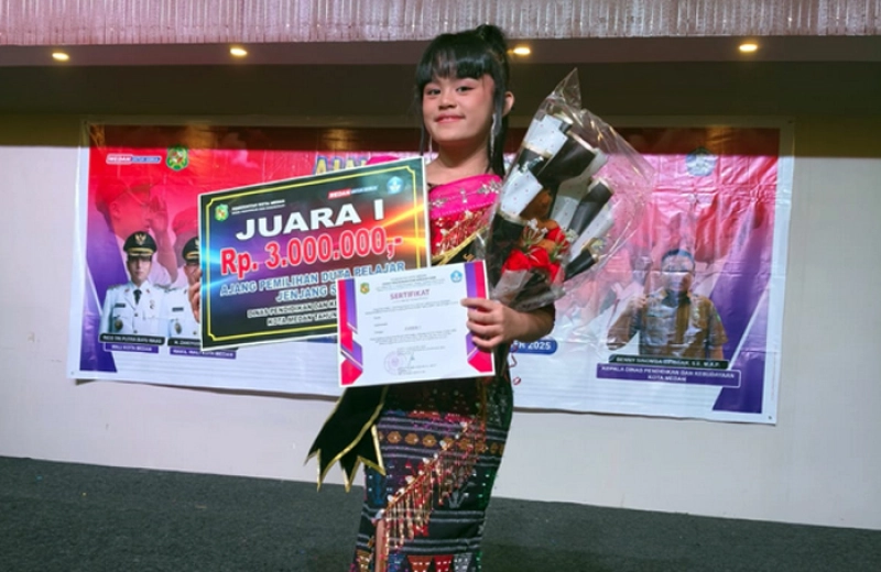Felicia Annabel Nathania Situngkir Kembali Ukir Prestasi Juara I Duta Pelajar Kota Medan 2025