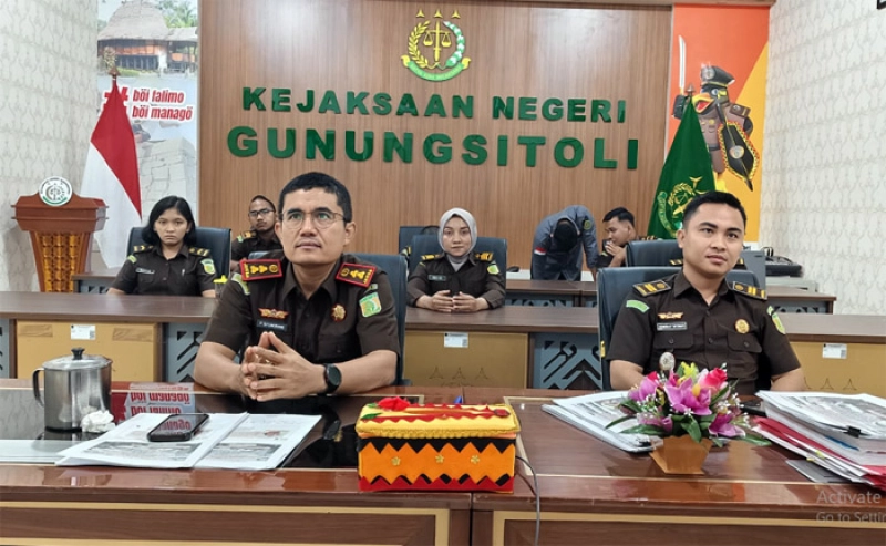 Berkat A Harefa Memaafkan Dua Tersangka Yang Menghinanya, Kejari Gunungsitoli Selesaikan Perkaranya Dengan Humanis