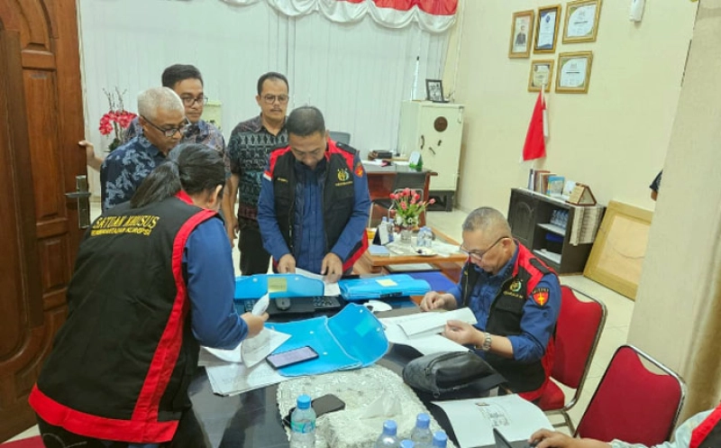 Tim Penyidik Pidsus Kejati Sumut Geledah Kantor PTPN I Terkait Dugaan Korupsi Penjualan Aset PTPN I Regional 1