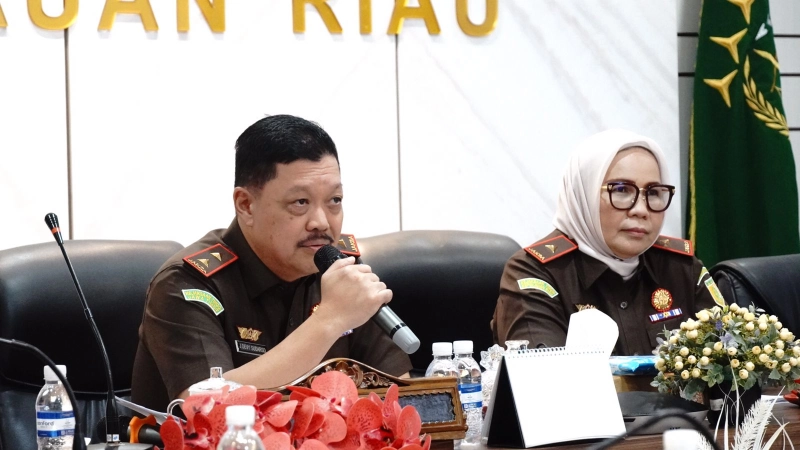 Kajati Kepri Berhasil Selesaikan Kasus Penganiayaan dengan Pendekatan Restoratif Justice.