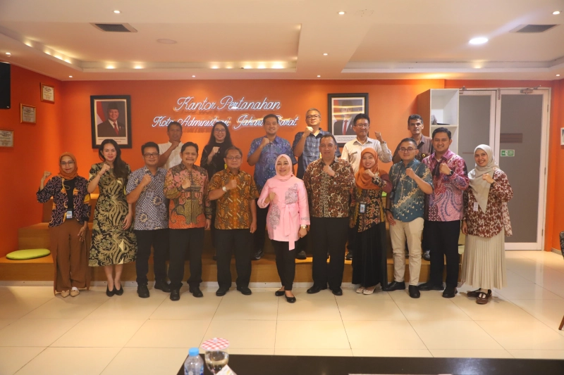 Hadiri Rapat Transformasi Layanan Pertanahan, Kakanwil Erry Berkomitmen Tingkatkan Inovasi Layanan dan Kolaborasi dengan Pemda