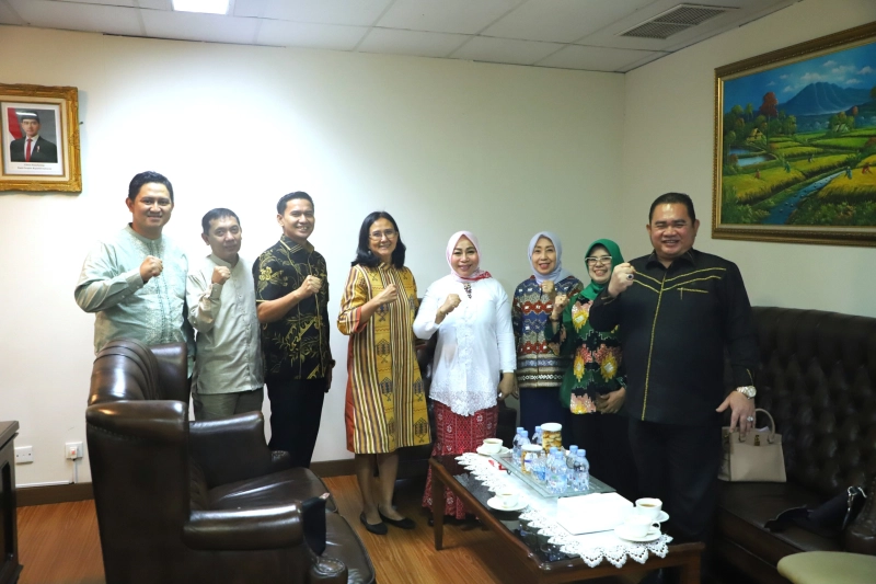 Kakanwil BPN DKI Jakarta Terima Kunjungan Pengwil IPPAT DKI, Perkuat Sinergi Pelayanan Pertanahan