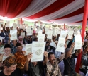 Setahun, Menteri Nusron Redistribusi 195.734 Bidang Tanah untuk 39.556 KK