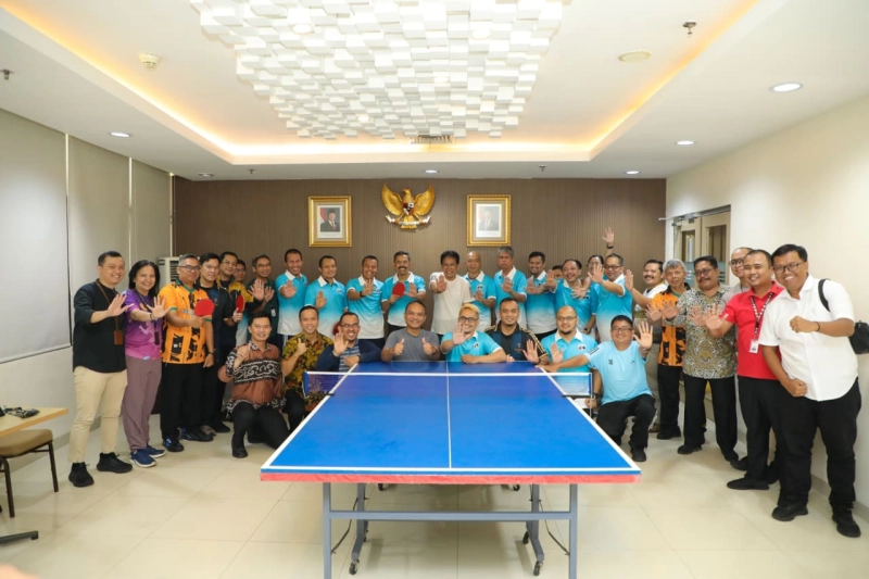 Pererat Sinergi dan Silaturahmi,  Kejaksaan dan KPK  Gelar Pertandingan Persahabatan Tenis Meja