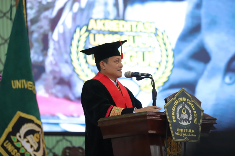 Ilmu Hukum Pidana UNISSULA Kukuhkan Jaksa Agung Muda Pengawasan Rudi Margono Menjadi Guru Besar Kehormatan