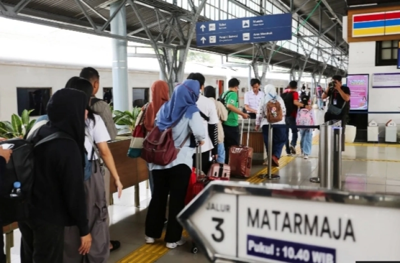 KAI Sediakan 1,5 Juta Kuota Diskon Nataru: Dukung Ajakan Menhub untuk Optimalkan Stimulus Transportasi