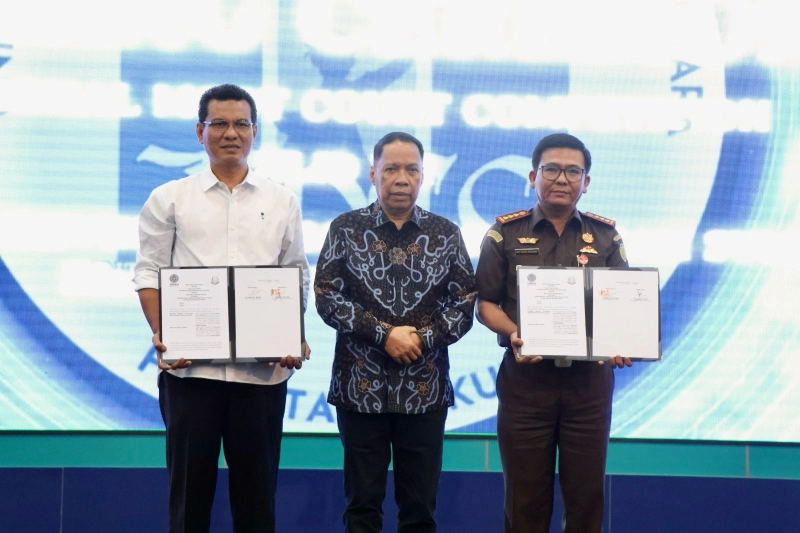 Internal Moot Court CompetitionTahun 2024 Rebut Piala Bergilir Kajari Medan dan  Piala  Dekan FH UMSU Medan 