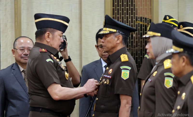 Jaksa Agung RI Lantik 17 Kepala Kejaksaan Tinggi dan 20 Pejabat Eselon II di Lingkungan Kejaksaan Agung