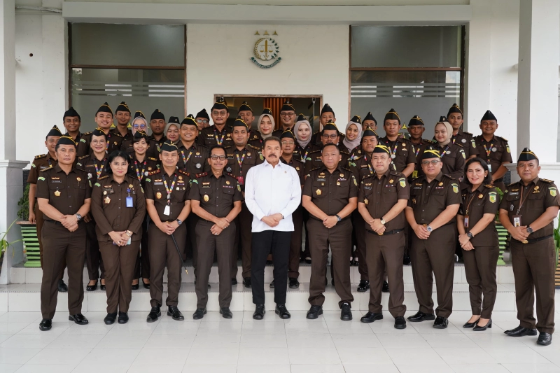 Jaksa Agung ST Burhanuddin Pantau  Kesiapan Aparatur Kejaksaan Riau Sukseskan Pemilu Damai