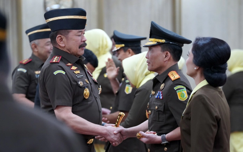 Jaksa Agung Lantik Jaksa Agung Muda Pengawasan dan Kepala Badan Pendidikan dan Pelatihan Kejaksaan RI