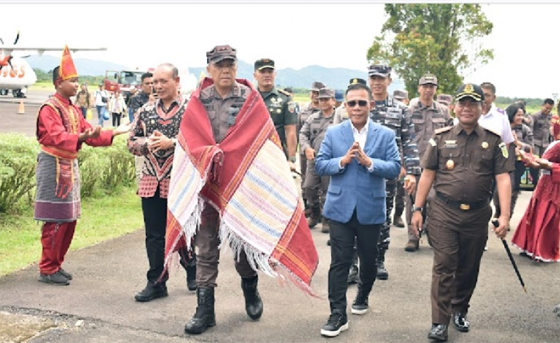 Kunker Ke Kejari Sibolga, Kajati Sumut Tekankan Pentingnya Disiplin, Kinerja dan Pelayanan Publik