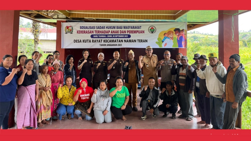 Kejari Karo Sosialisasi Sadar Hukum Terkait Perlindungan Perempuan dan Anak di Desa Kutarayat, Kecamatan Naman Teran, Karo