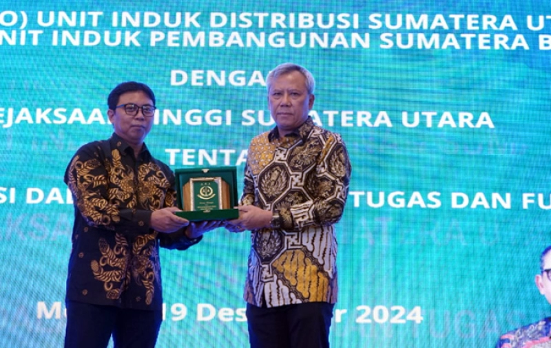 Kejati Sumut Tandatangani MoU Bidang Datun dengan PT PLN UID Sumut dan PT Pelindo