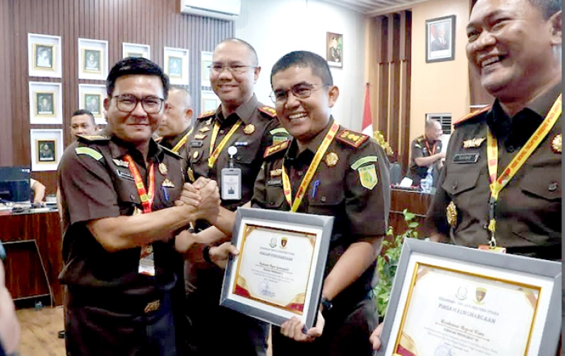 Kajari Gunungsitoli Parada Situmorang Bawa Pulang 3 Penghargaan, Salah Satunya Penangan Perkara Tipikor