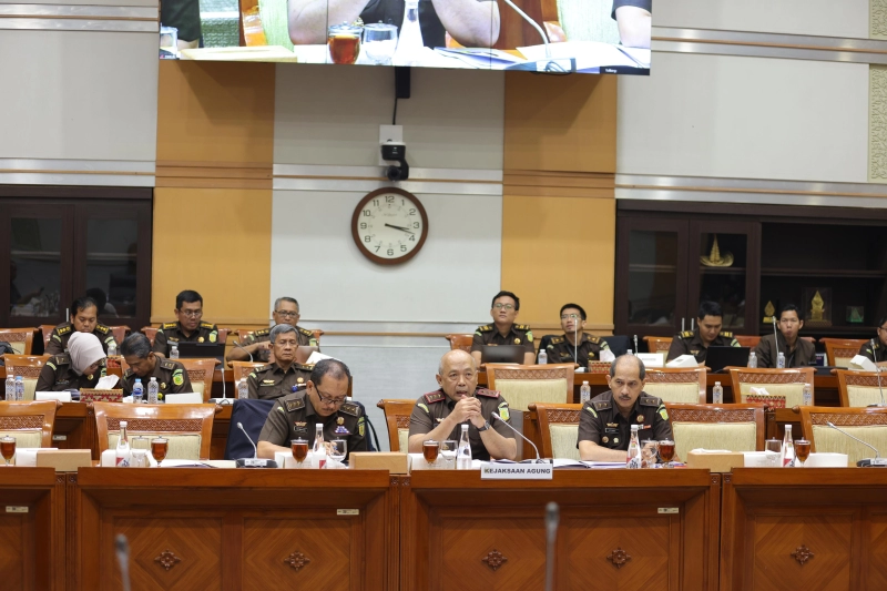 Rapat Kerja Komisi III DPR RI dengan Kejaksaan Agung Terkait Laporan Keuangan dan Hasil Pemeriksaan BPK Tahun 2023